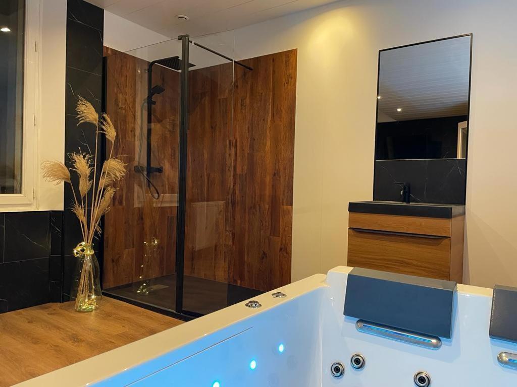 Elo Spa Saint-Quentin  Eksteriør bilde